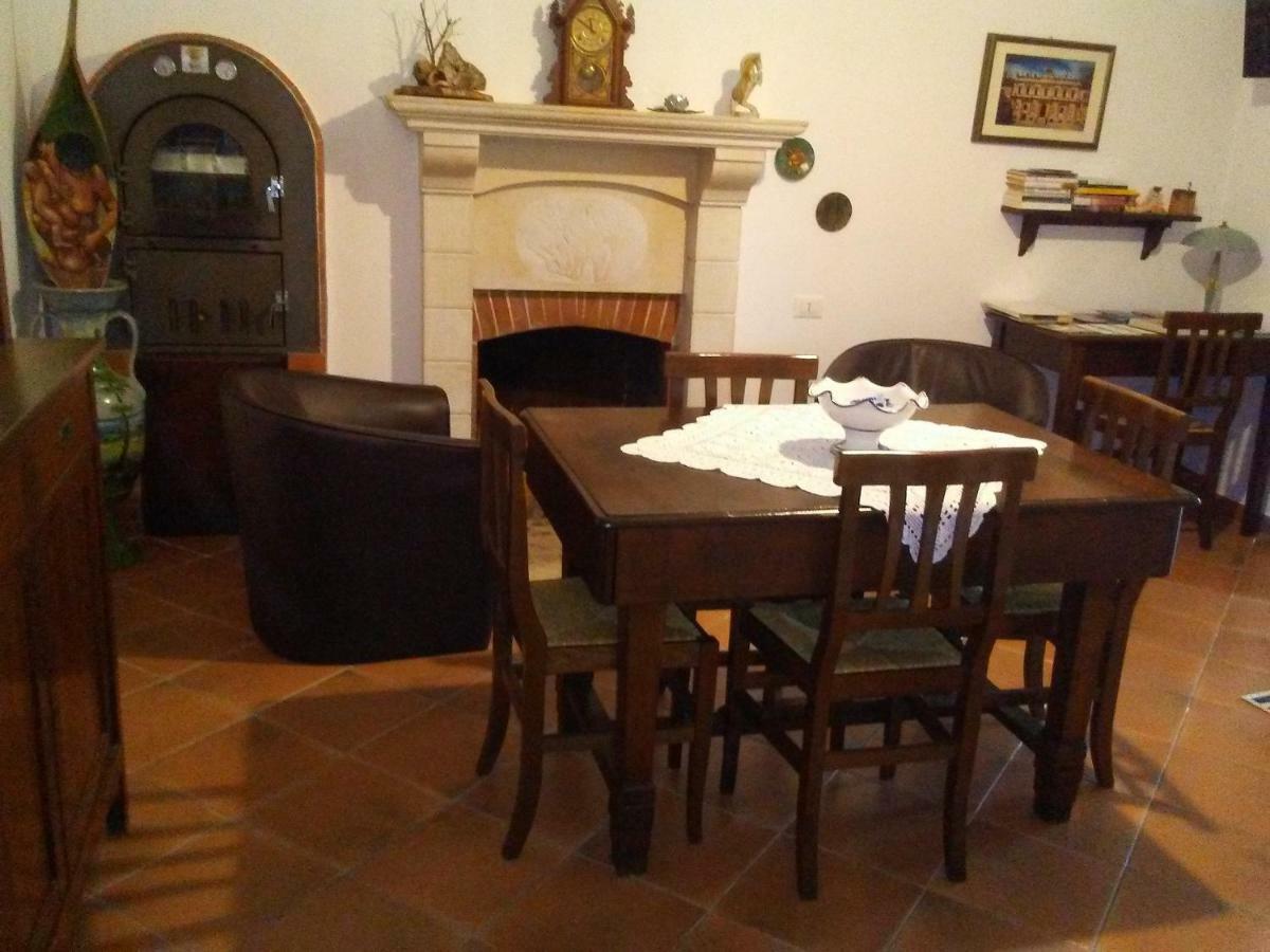 B&B Il Tiglio Падула Экстерьер фото