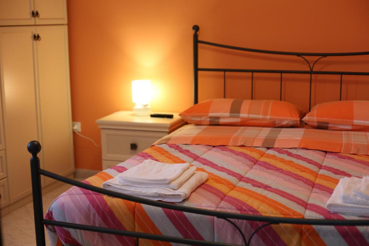 B&B Il Tiglio Падула Номер фото