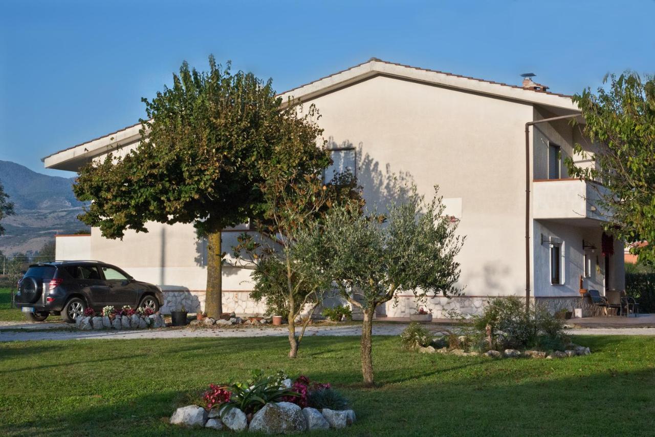B&B Il Tiglio Падула Экстерьер фото